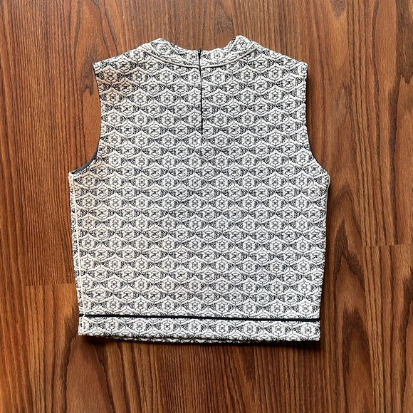 Two-piece white and blue skirt and top - Picture 6 of 7